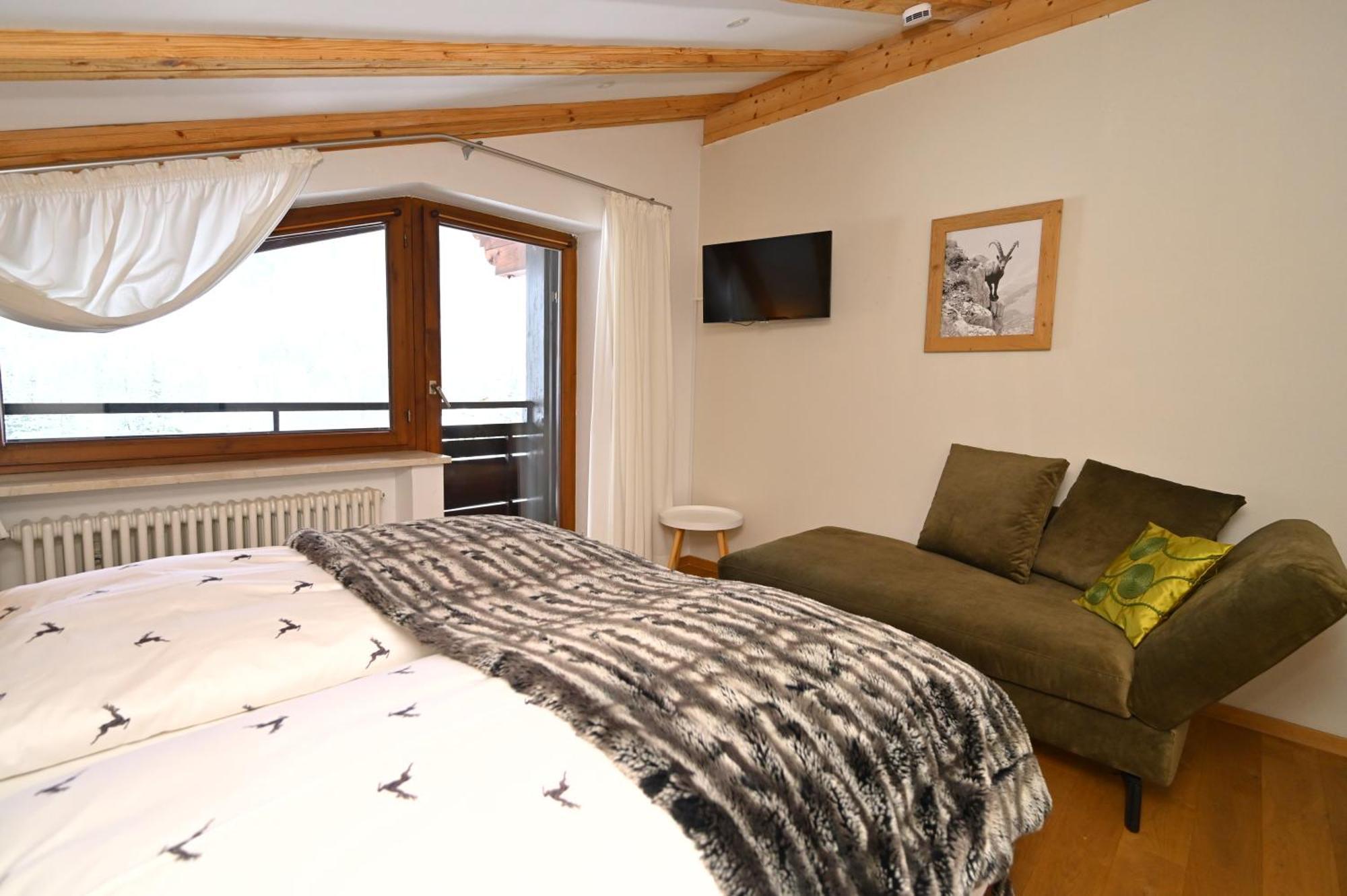 Alp-Chalet Hirschegg  Стая снимка