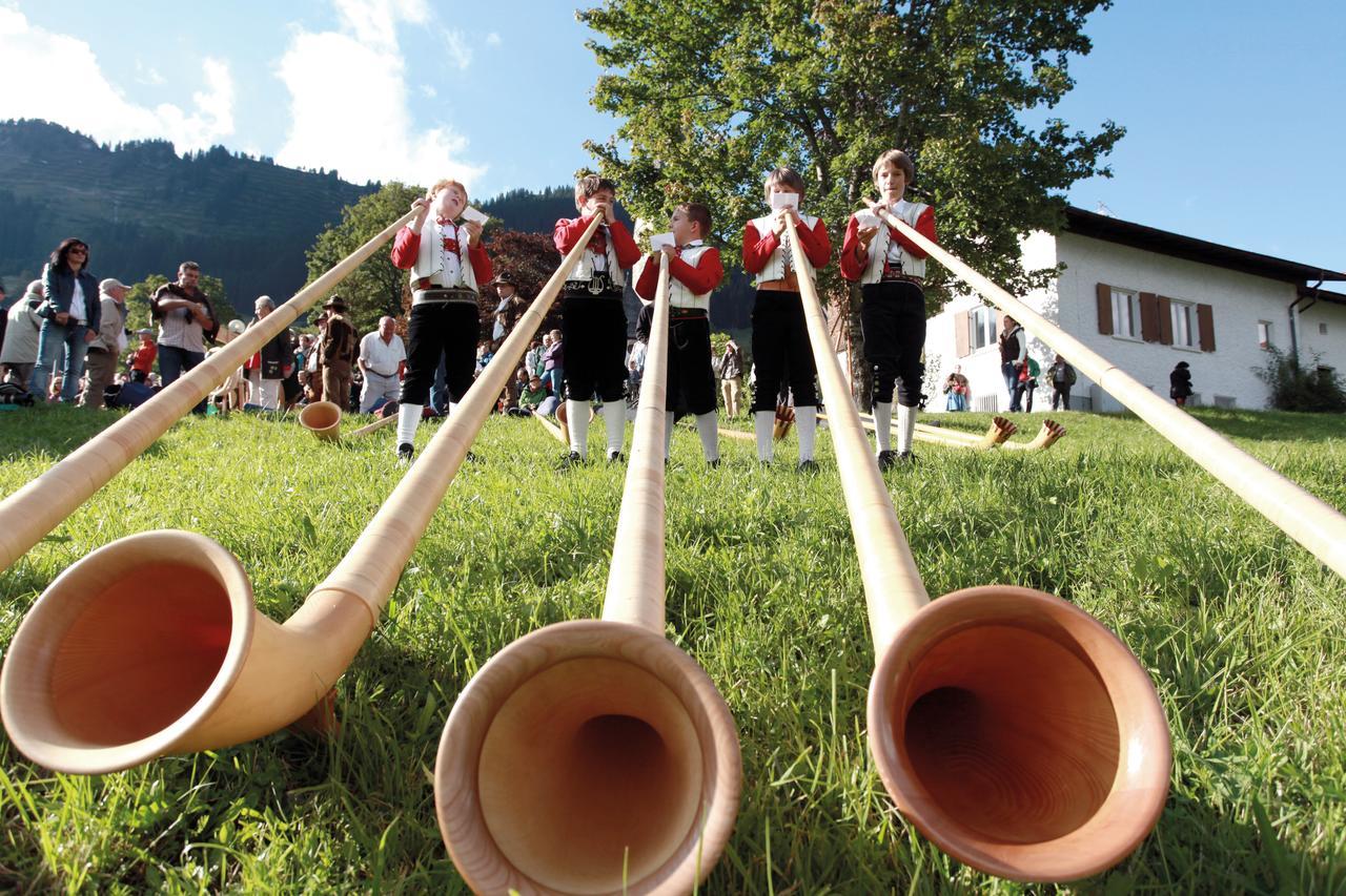 Alp-Chalet Hirschegg  Екстериор снимка